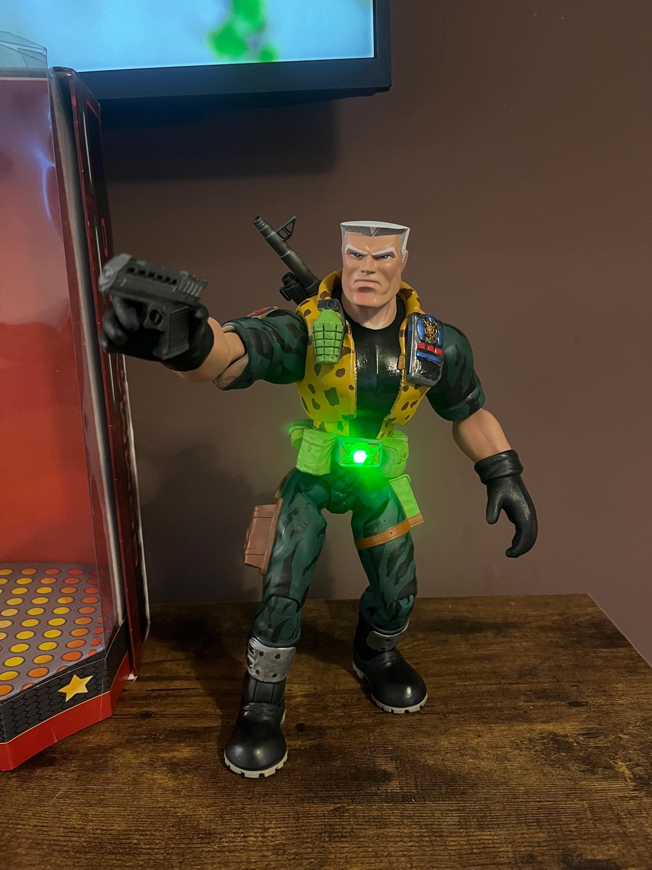Small Soldiers Dreamworks 1998 Limited Edition Chip Hazard