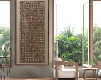Arte em papel Amate mexicano: Painel de parede com textura orgânica em tom taupe neutro.