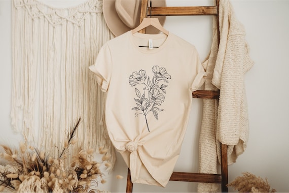 Floral Graphic Tee, Vintage Floral Shirt, Flower Tshirt, Bouquet Tee, Line Art Shirt, Gift for Her, Botanical Shirt, Garden Tee, Cottagecore