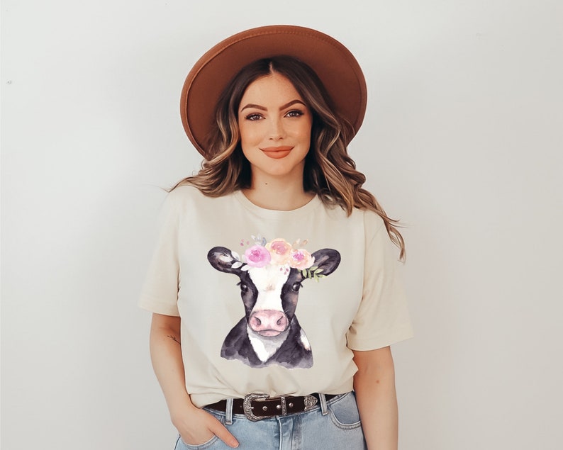 Watercolor Cow Shirt, Cow Graphic Tee, Cute Animal Shirt, Floral Tshirt, Watercolor Graphic Tee, Gift for Her, Cute Women's Tee, Farm Animal bild 4