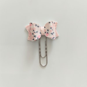 Planner paper clip,bow planner clip,Book mark, strawberry paper clip, kawaii book mark