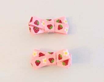 Strawberry hair clip Pair