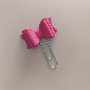 Fermaglio per carta con fiocco in similpelle: segnalibro kawaii, fermaglio per planner