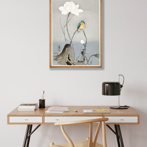 Ohara Koson Bird Print - Martin-pêcheur d'Amérique et fleur de lotus