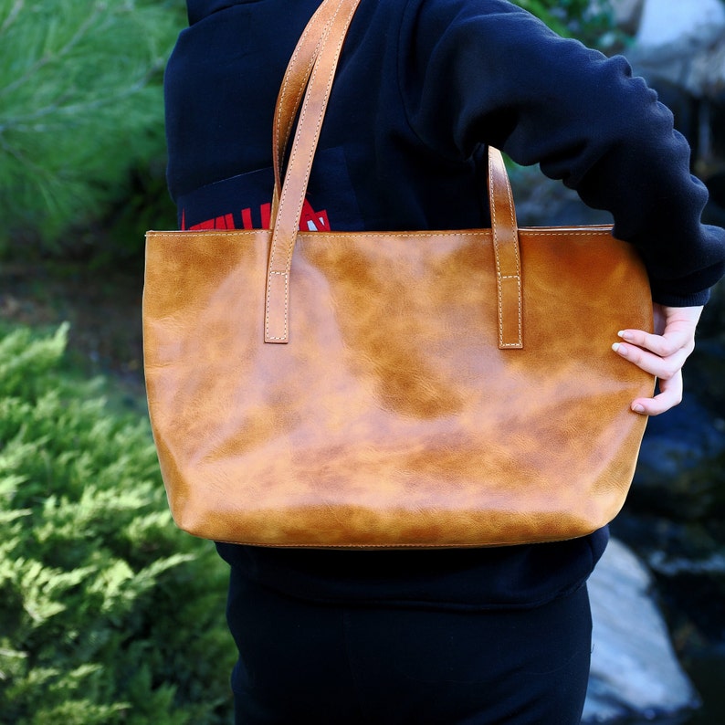 Leather Brown Tote Bag, Vintage Style Leather Bag, Women Handbag, Cognac Brown Bag, Unique Mothers Day Gift Camel