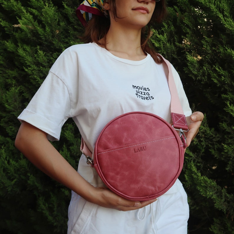 Leather Crossbody Bag, Round Purse, Circle Bag, Round Bag, Leather Small Purse, Gift for Wife, Gift for Sister,Mother's Day Gift Pink