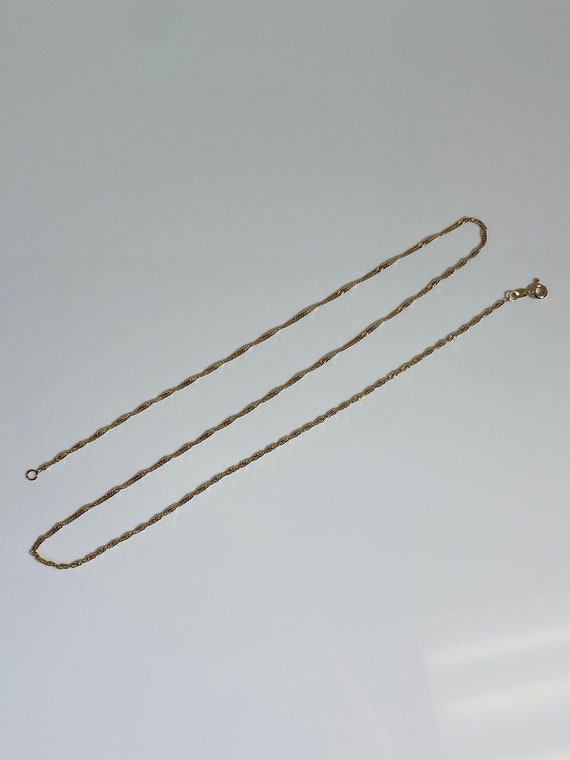 Vintage Solid 14k Yellow Gold Twist Chain Necklac… - image 2