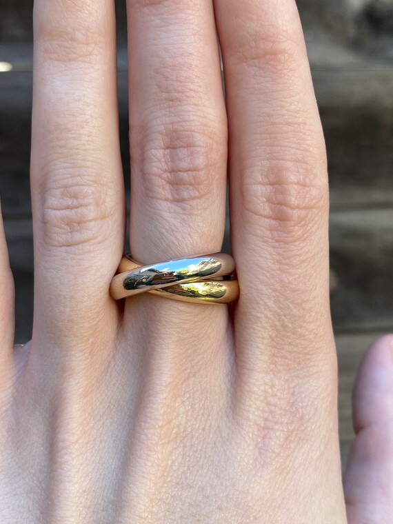 Gold rolling ring deals