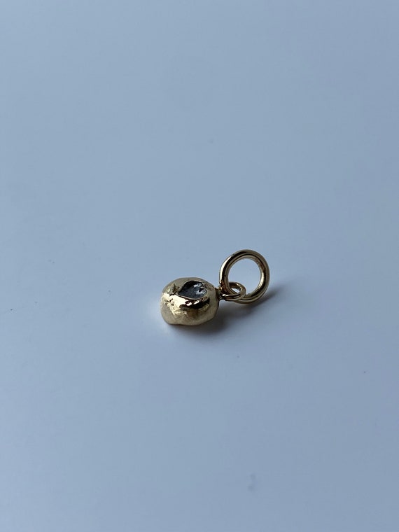 Solid 14k Yellow Gold Little Heart Pebble Charm - image 4