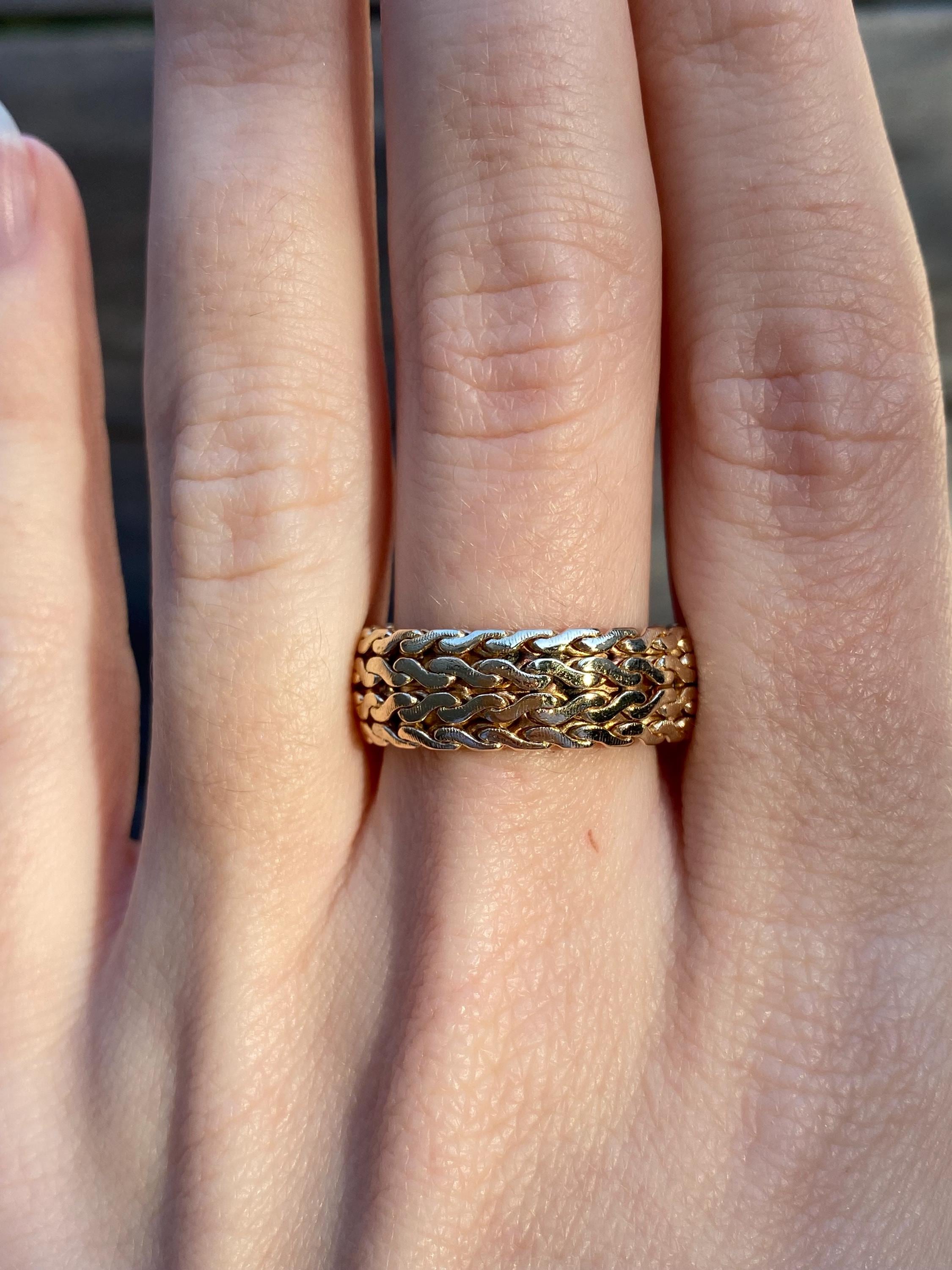 Vintage Solid 14k Yellow Gold Flat Serpentine Chain Ring Band - Size 8.75 - Quality Fine Estate Jewelry - Real Genuine Gold