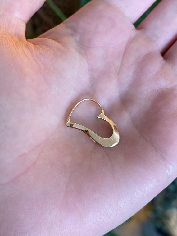 Vintage Solid 14k Yellow Gold Open Heart Charm