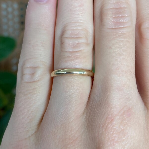 Vintage Solid 10k Yellow Gold Ring Band - Size 5