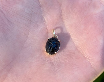 Vintage Solid 14k Yellow Gold Onyx Scarab Charm - Black Gemstone - Quality Fine Estate Jewelry - Real Genuine Gold