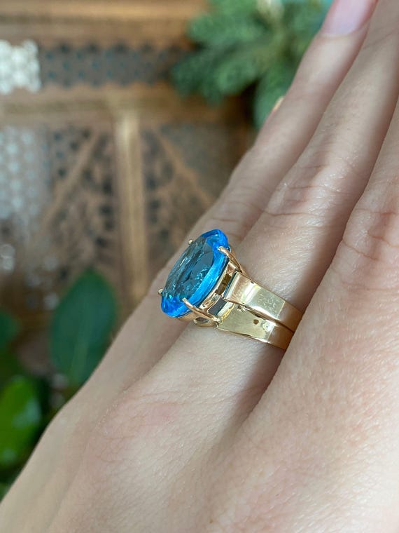 Vintage Solid 10k Topaz Ring - Size 7 - image 3