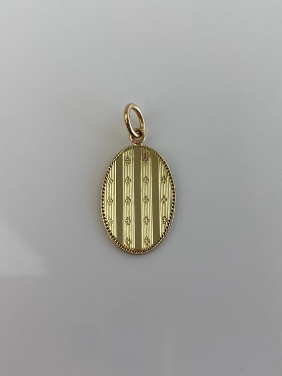 Vintage Solid 14k Yellow Gold Lined Pattern Cuffl… - image 3