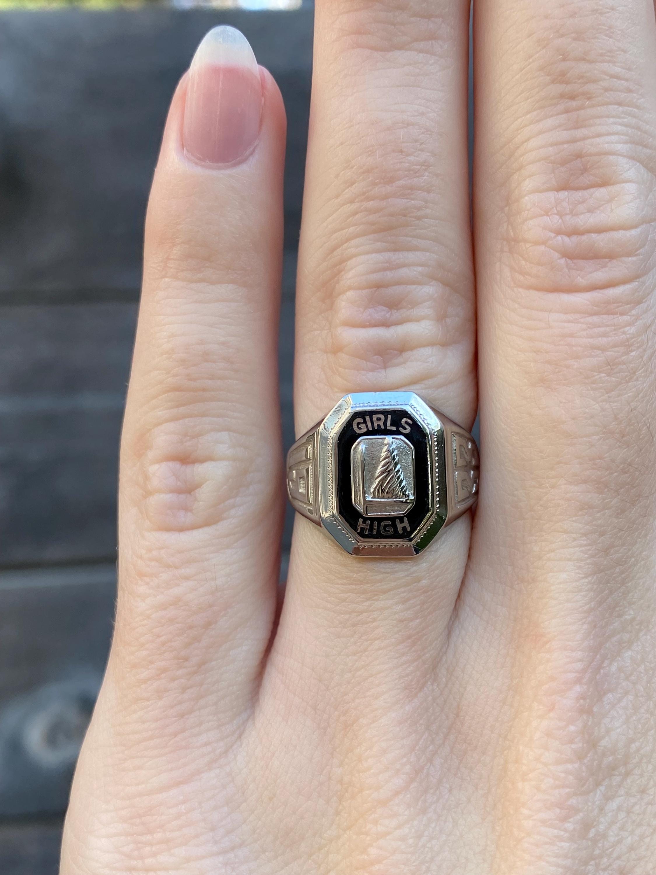 1933 Class Ring - Etsy