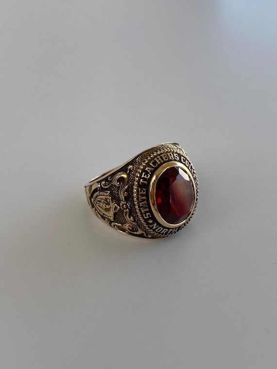 Vintage Solid 10k Yellow Gold Ruby Class Ring - S… - image 9