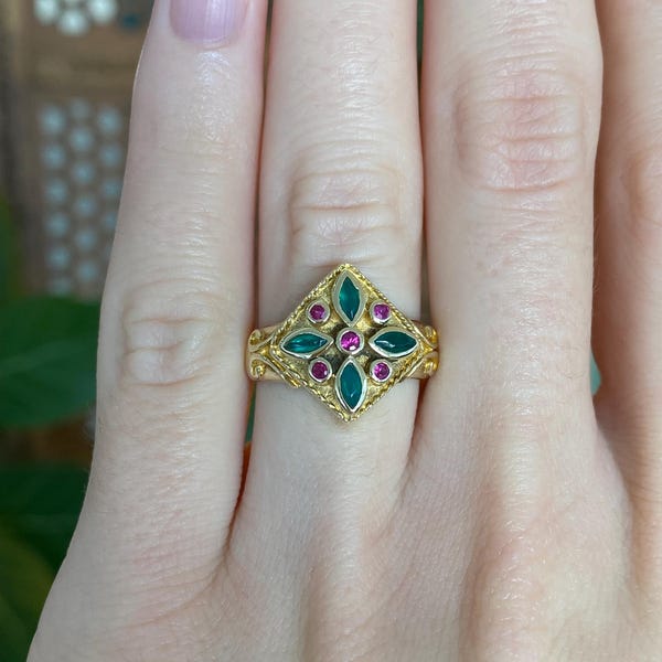 Vintage Solid 14k Yellow Gold Pink Sapphire Emerald Ring - Size 4.75