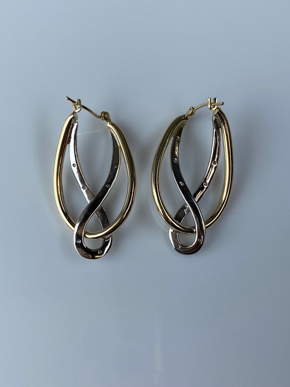 Vintage 14k Yellow Gold Diamond Oval Hoop Earring… - image 9