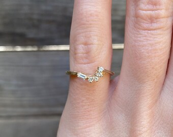 Vintage sólido 14k oro amarillo curvado diamante anillo banda - tamaño 4.25 - joyería de bienes raíces - oro genuino real