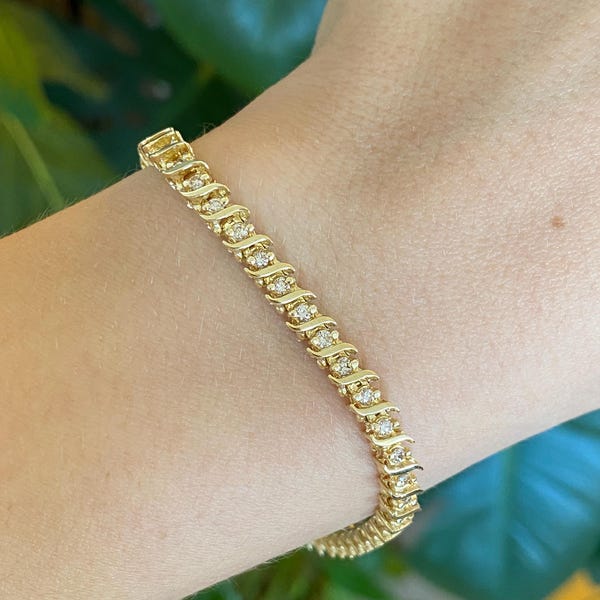 Vintage Solid 14k Yellow Gold Diamond Tennis Bracelet - 7.25 Inches