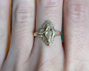 Vintage Solid 10k Yellow Gold Crucifix Cross Ring - Size 6.25