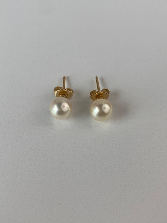 Vintage Solid 14k Yellow Gold Pearl Stud Earrings… - image 7