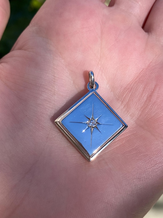 最安値！30周年セーラームーン スターパワースティック バックチャーム