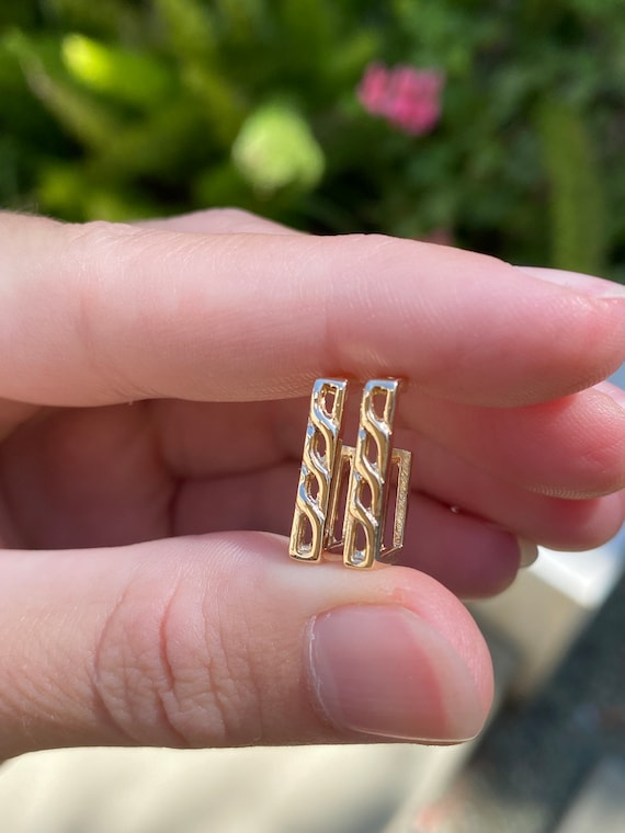 Vintage Solid 14k Yellow Gold Patterned Rectangle… - image 1