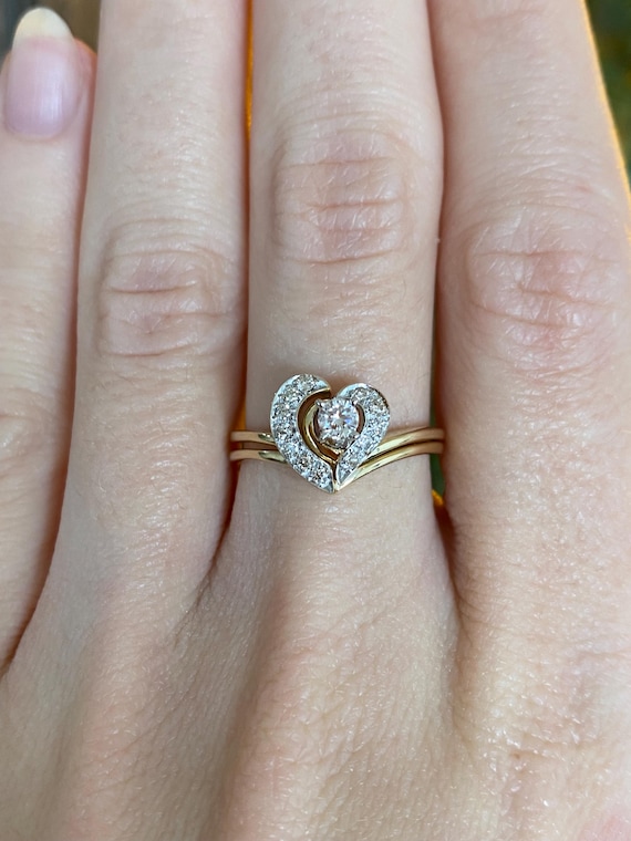 Vintage Solid 14k Yellow Gold Interlocking Diamon… - image 1