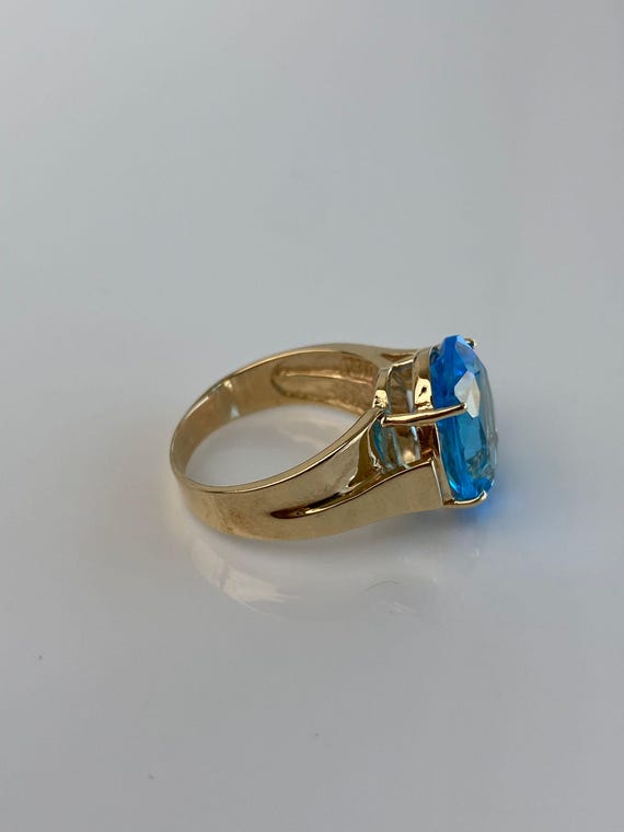 Vintage Solid 10k Topaz Ring - Size 7 - image 8