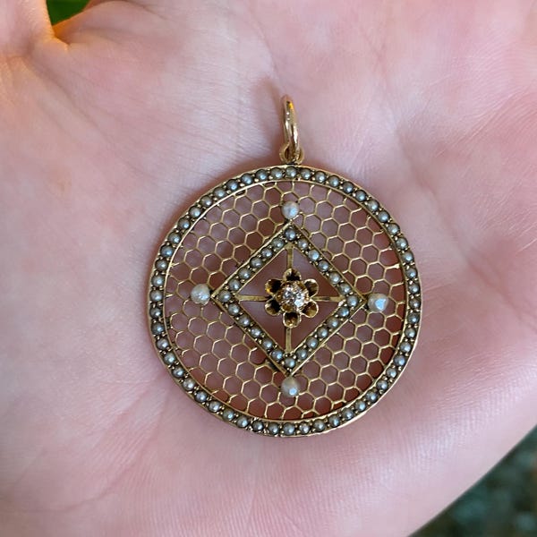 Vintage Solid 10k Yellow Gold Diamond Seed Pearl Halo Honeycomb Open Work Charm