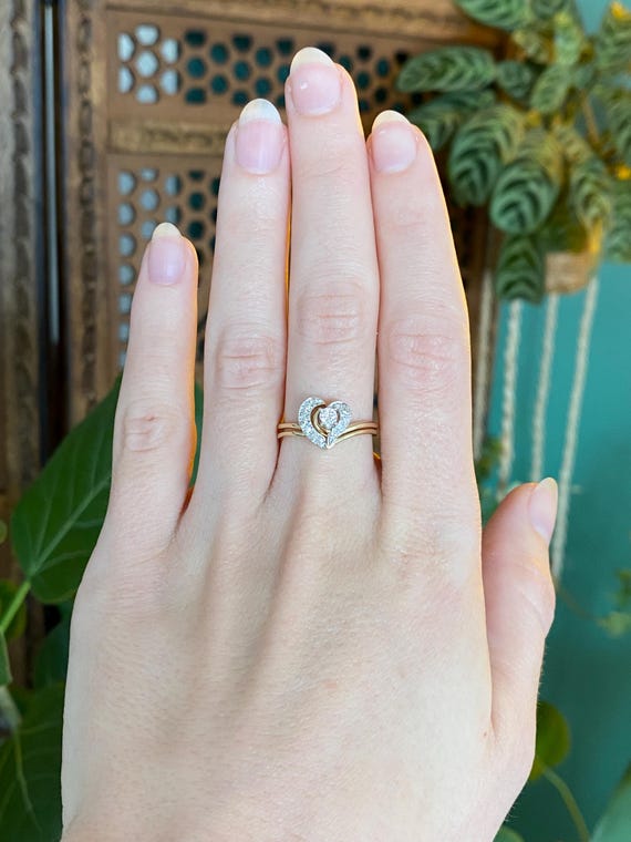 Vintage Solid 14k Yellow Gold Interlocking Diamon… - image 2