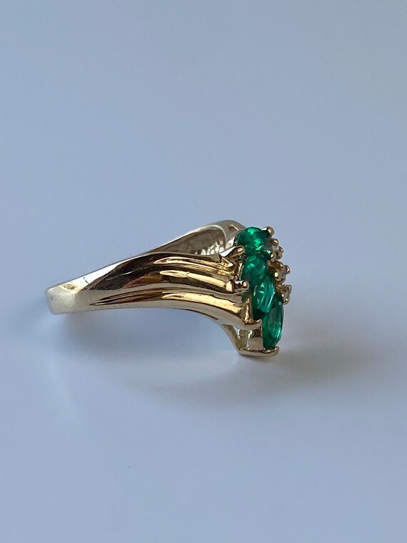 Vintage Solid 14k Yellow Gold Emerald & Diamond R… - image 9