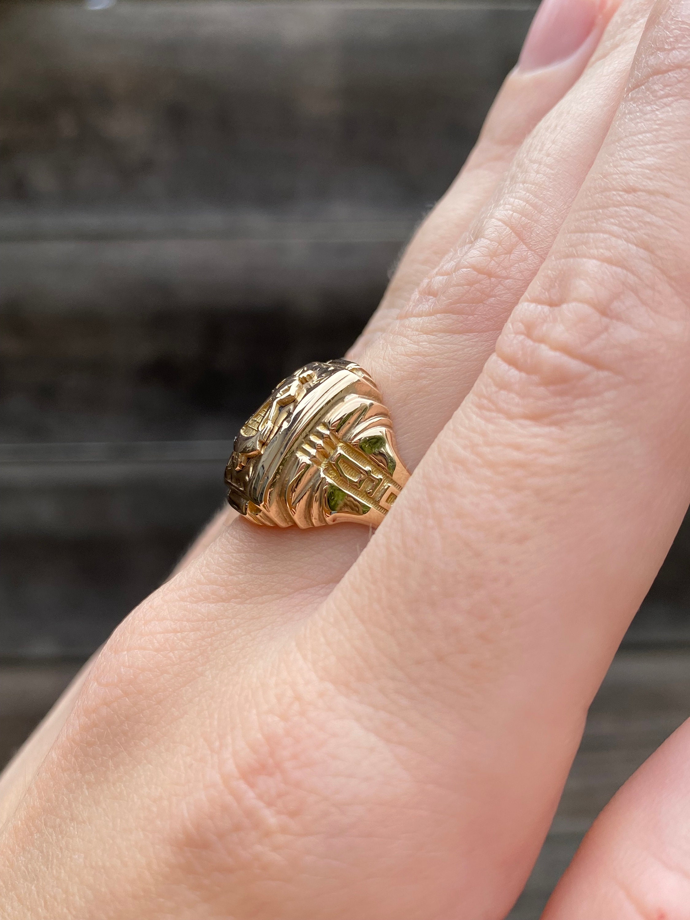Gold lance class rings 10k best sale