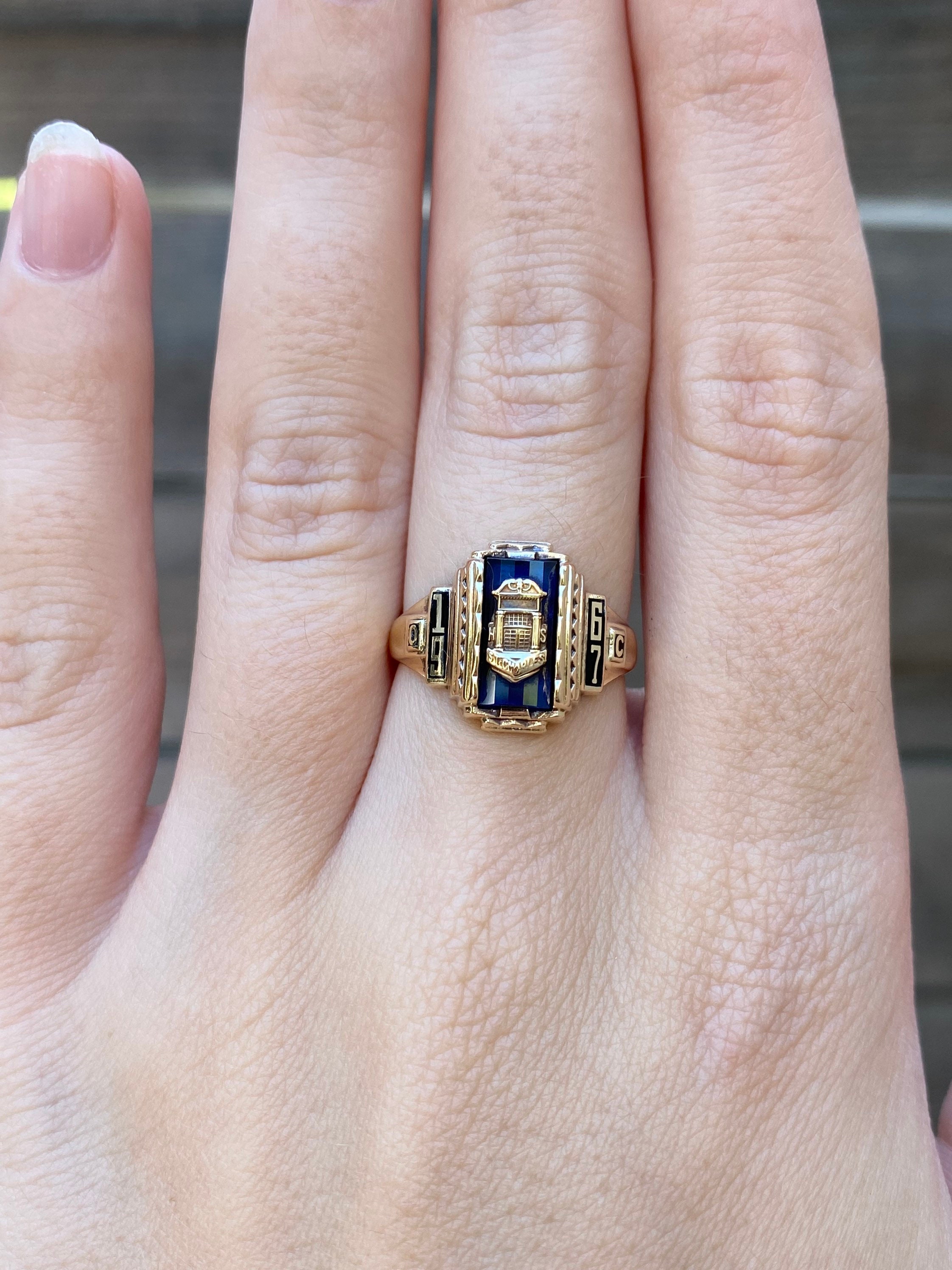 Vintage Solid 10k Yellow Gold 1967 Class Ring - Size 6.25 Vintage Solid 10k Yellow Gold 1967 Class Ring - Size 6.25