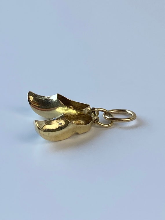 Vintage Solid 14k Yellow Gold Wooden Shoes Charm … - image 5