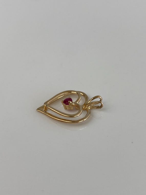 Vintage Solid 14k Yellow Gold Ruby Open Heart Cha… - image 5