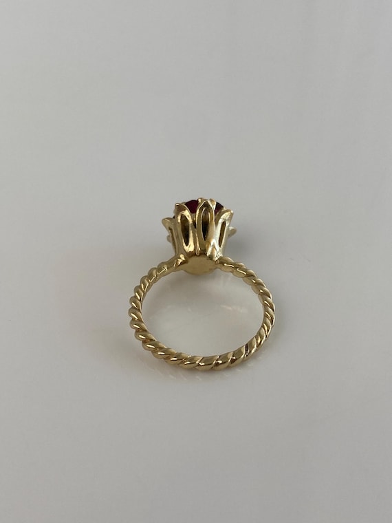 Vintage Solid 14k Yellow Gold Ruby Flower Ring - … - image 7