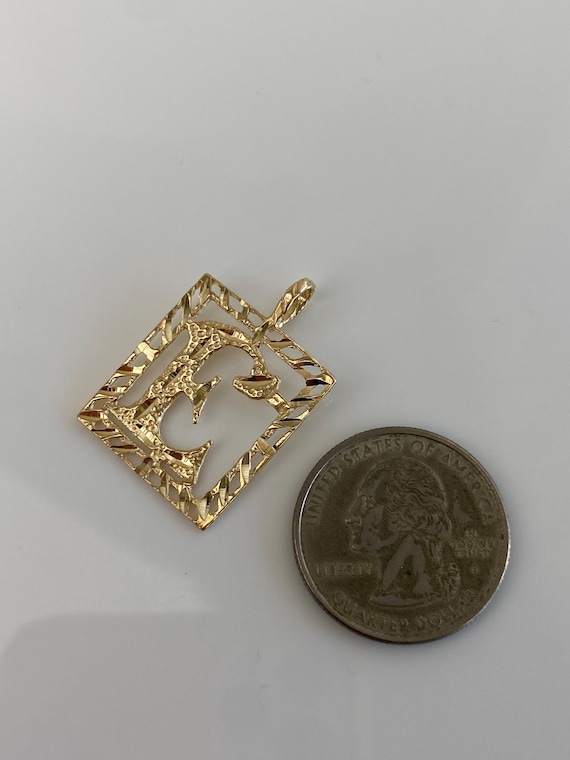 Vintage Solid 14k Yellow Gold Initial 'E' Charm - image 6