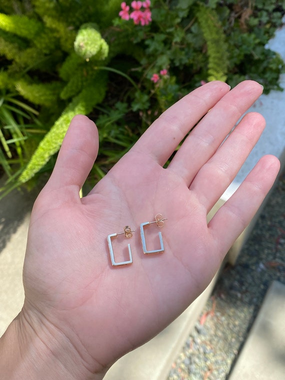 Vintage Solid 14k Yellow Gold Patterned Rectangle… - image 3