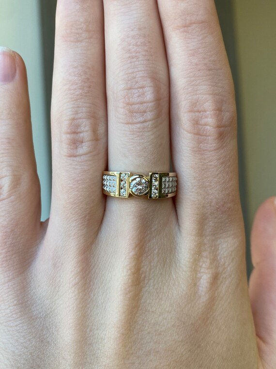 Fine cubic zirconia jewelry deals