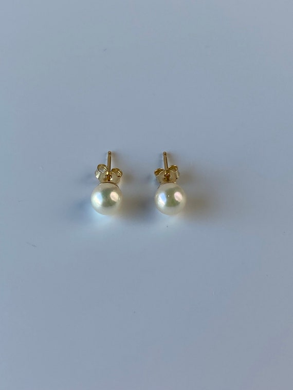 Vintage Solid 14k Yellow Gold Pearl Stud Earrings… - image 4