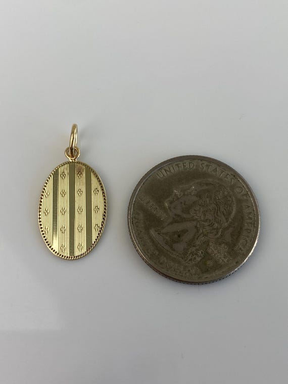 Vintage Solid 14k Yellow Gold Lined Pattern Cuffl… - image 6