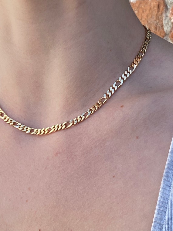 Vintage Solid 18k Yellow Gold Figaro Chain Neckla… - image 5