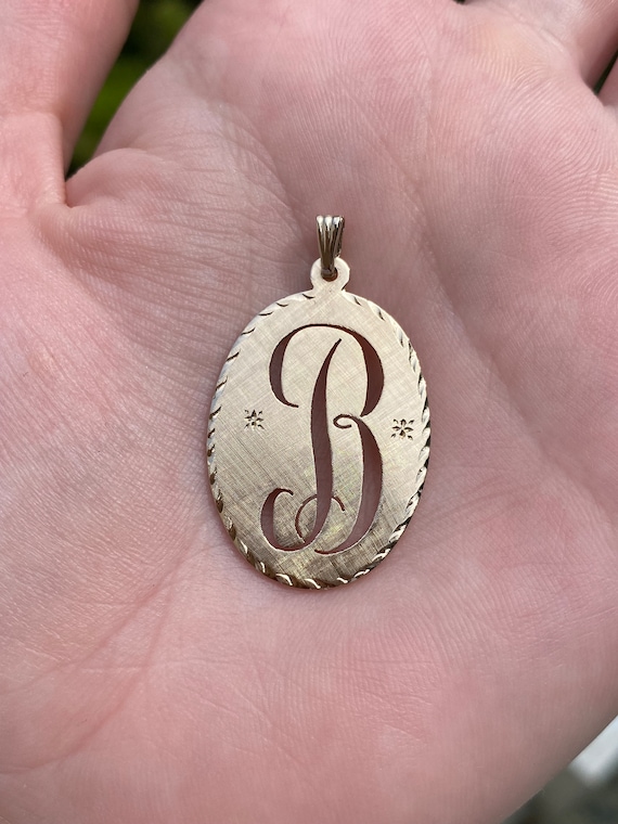 Solid 14k Yellow Gold Cursive Initial 'B' Charm - image 1