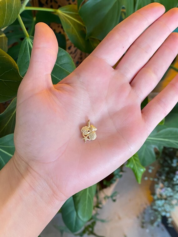 Vintage Solid 14k Yellow Gold Shell Collection Ch… - image 2