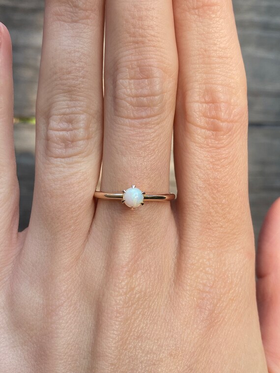 Vintage 10k gold opal ring discount