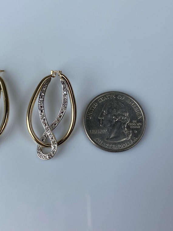 Vintage 14k Yellow Gold Diamond Oval Hoop Earring… - image 10