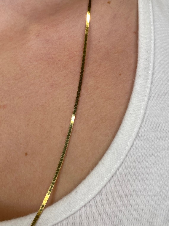 Vintage Solid 14k Yellow Gold Flat Box Chain Neck… - image 3